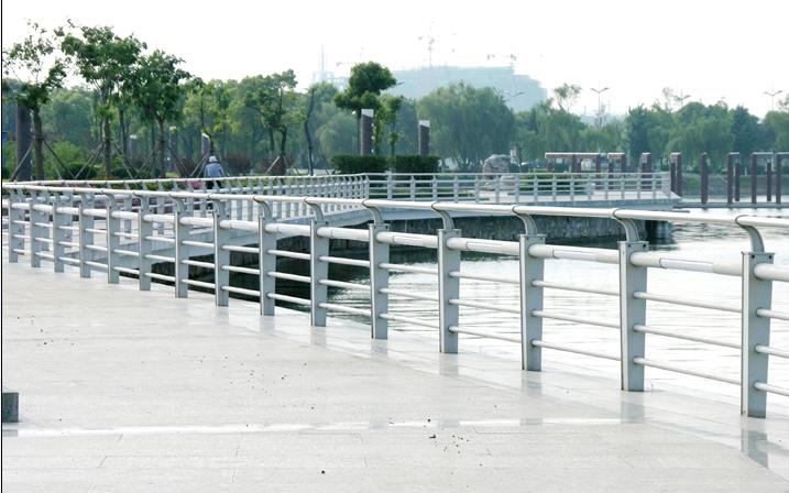 河道護(hù)欄